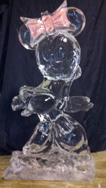 Cherub angel ice sculpture