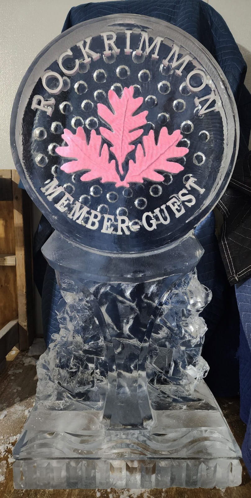 Pink leaf engraved commemorative ice sculpture