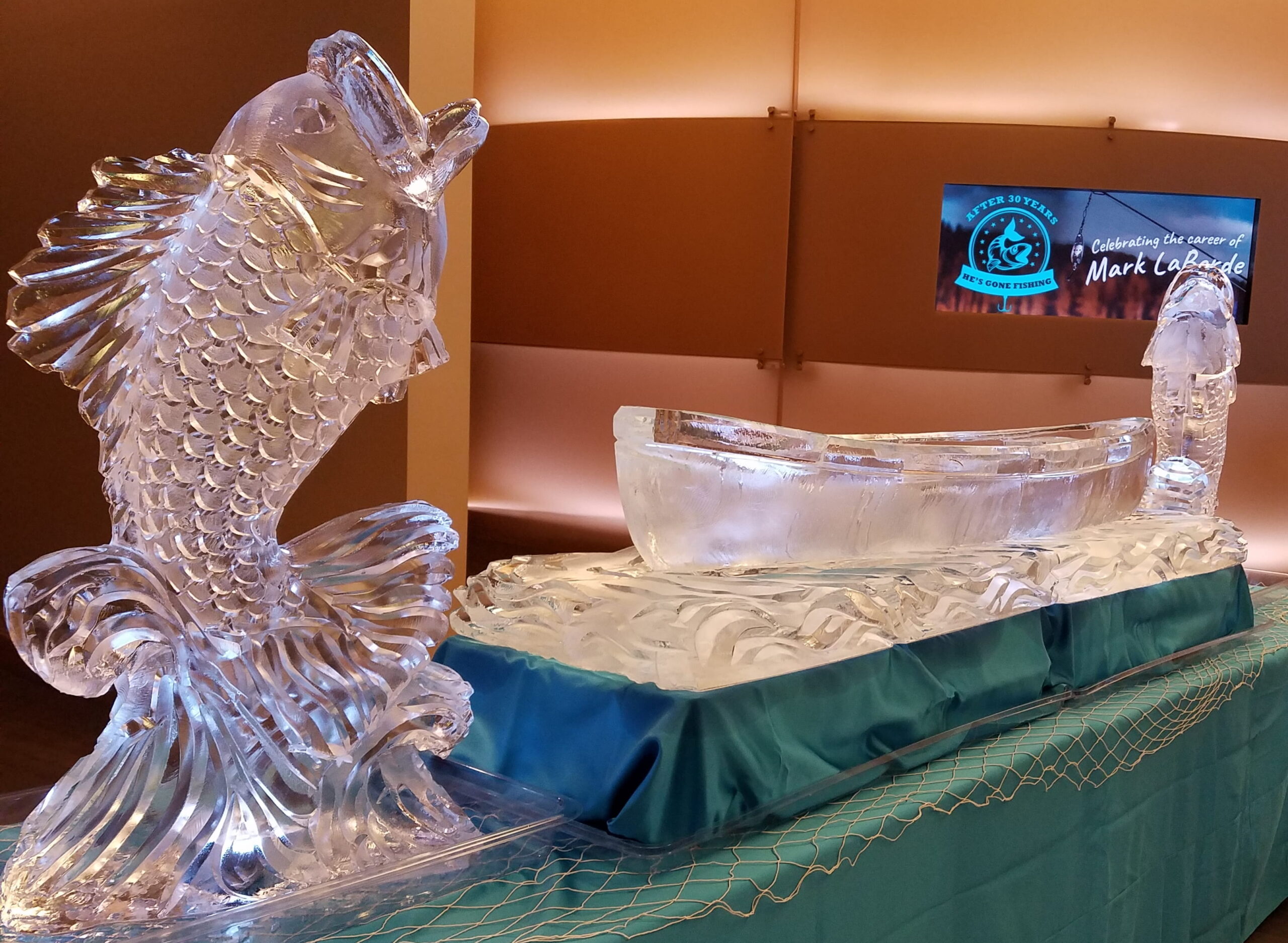 Ice drink luge centerpiece