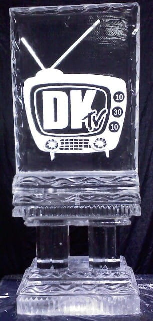 DK logo engraved ice sculpture