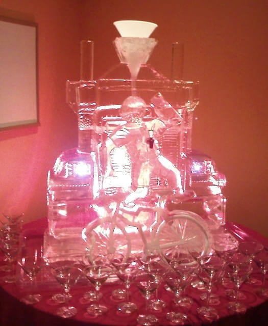 Sandy and Mark modern vertical name ice sculpture