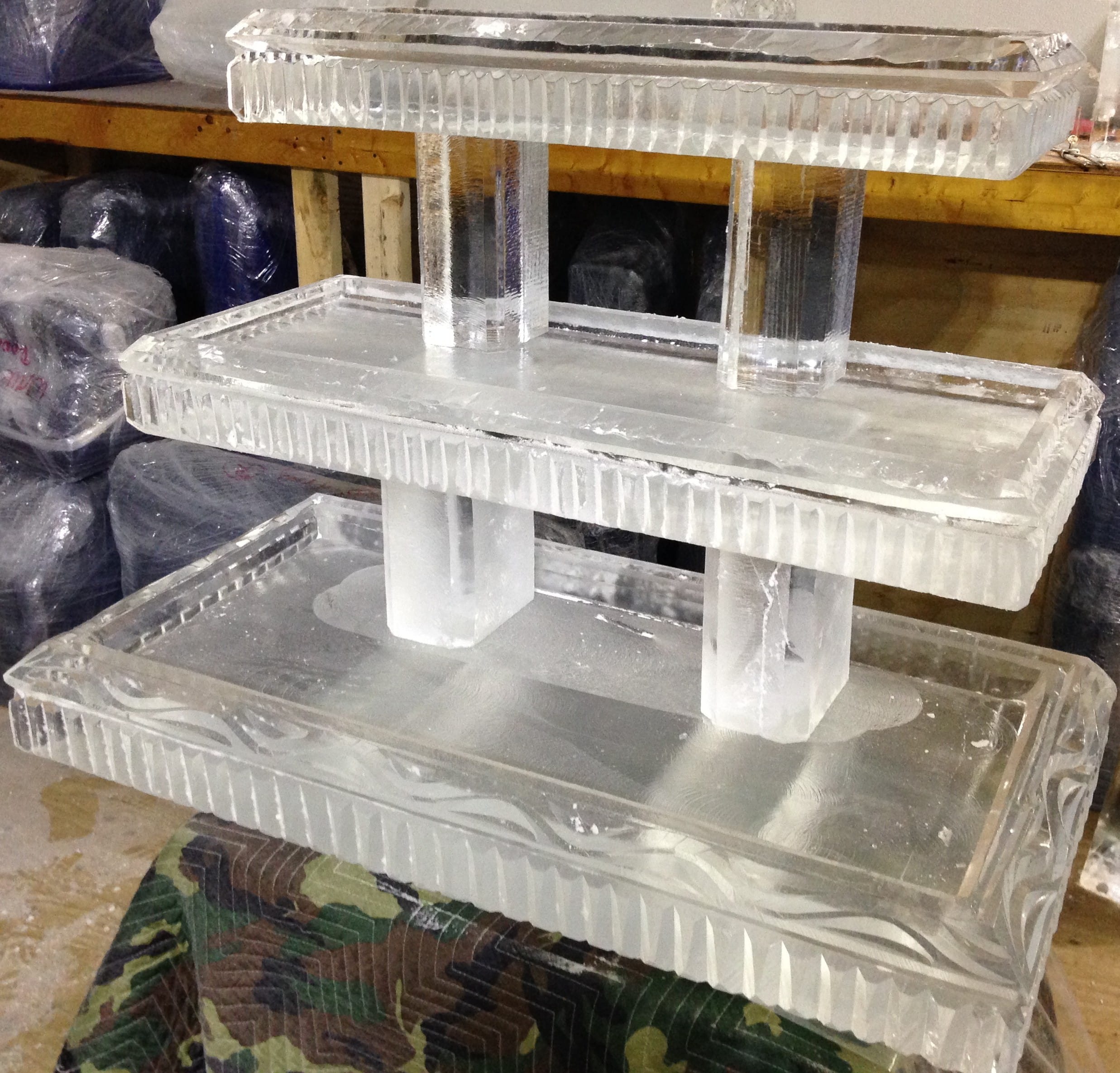 Tiered ice display stand for catering