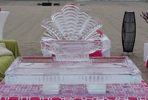 Seashell-inspired decorative ice sculpture
