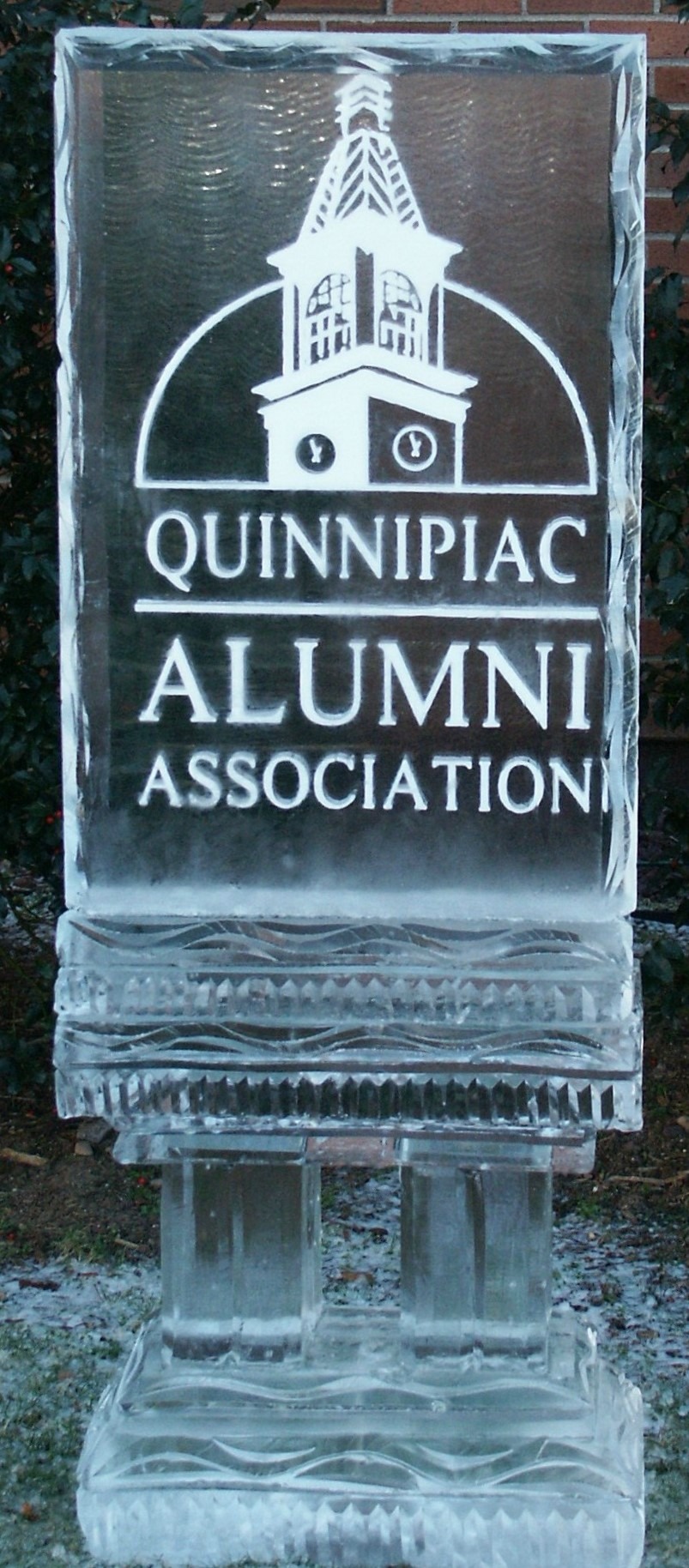 Quinnipiac Alumni Association engraved ice sculpture