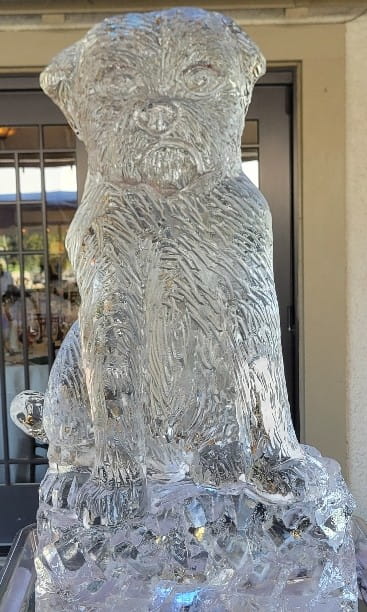 Polar bear ice sculpture